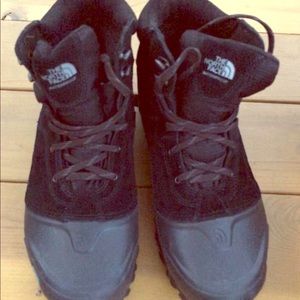 The North Face Snowfuse Black Boots